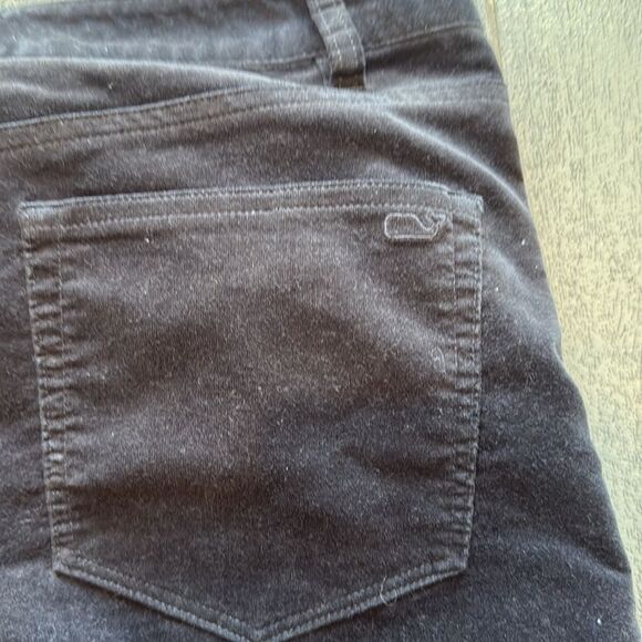 Women’s Vineyard Vines Dark Gray Velour Pants (Sz. 4) preloved great condition - Picture 7 of 7